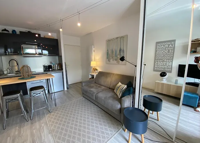 شقة C208 Avec Terrasse Proche آركاشو