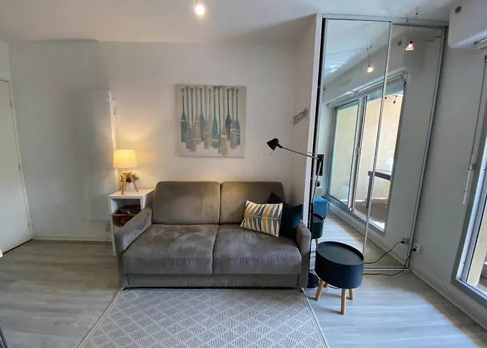 C208 Avec Terrasse Proche شقة آركاشو